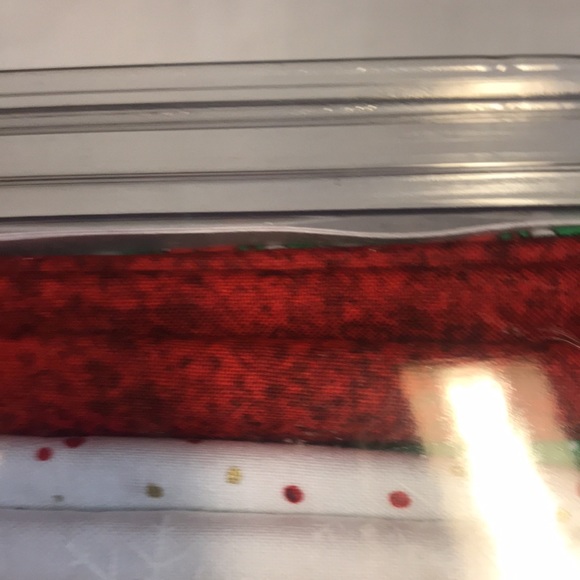 54x66 pieced quilt. Never opened - Picture 10 of 11